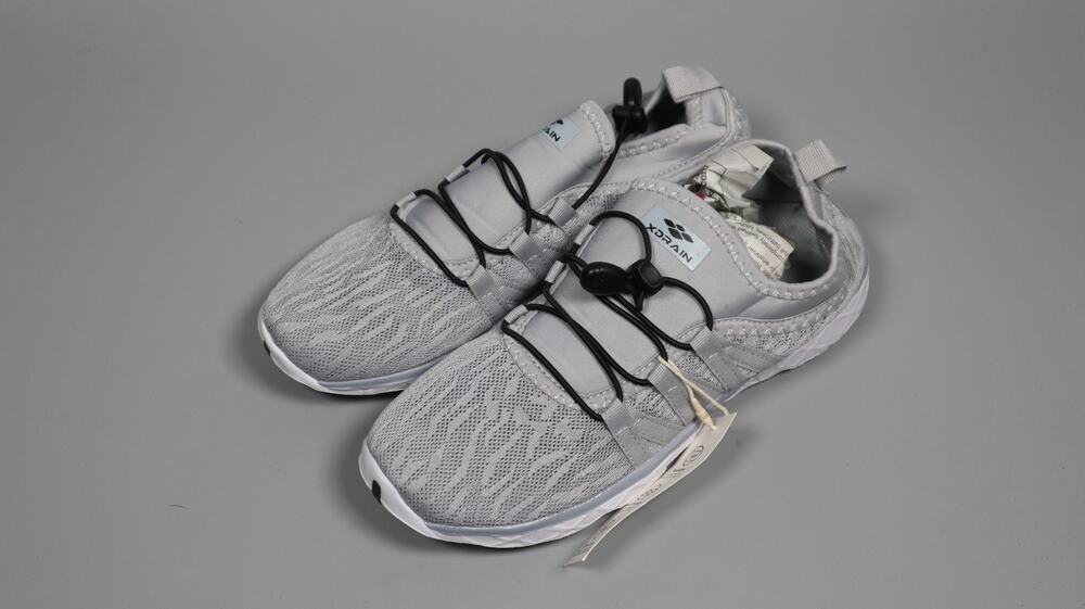 ALEADER Xdrain Water Shoes Men’s Size 8.5 Grey Stylish Quick-Dry Sneakers